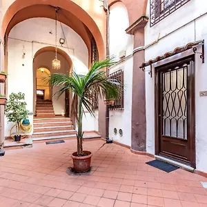  Apartamento Lovely Ground Floor Colosseo Wi-fi Ac Italia